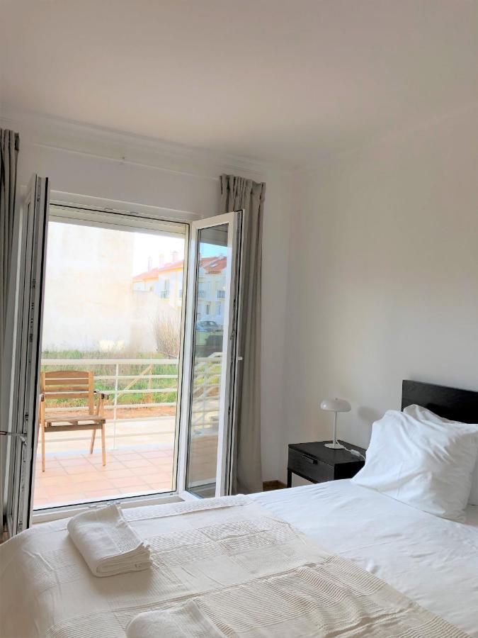 Апартаменты Sea Avenue House - Center Baleal - Surfboard Included Феррел Экстерьер фото